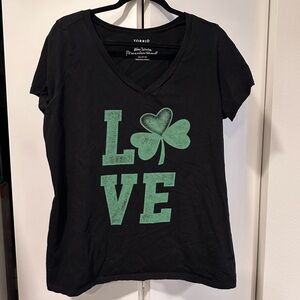 Torrid Black Love Fitted Tee Shirt Size 1 St Patricks Day